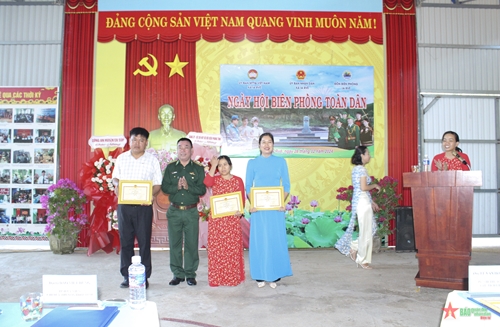 Bộ đội Biên phòng tỉnh Đắk Lắk tổ chức Ngày hội Biên phòng toàn dân ở xã biên giới Ia R’vê